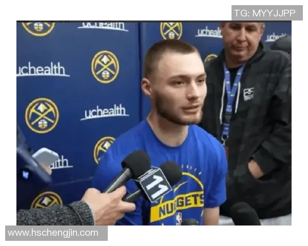 布劳恩调侃戈登:揭幕战50分后状态下滑 布劳恩调侃戈登:揭幕战50分后状态下滑