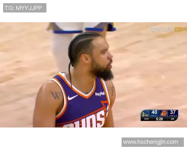 急了！三球上篮不中抱怨判罚 裁判直接送上技犯